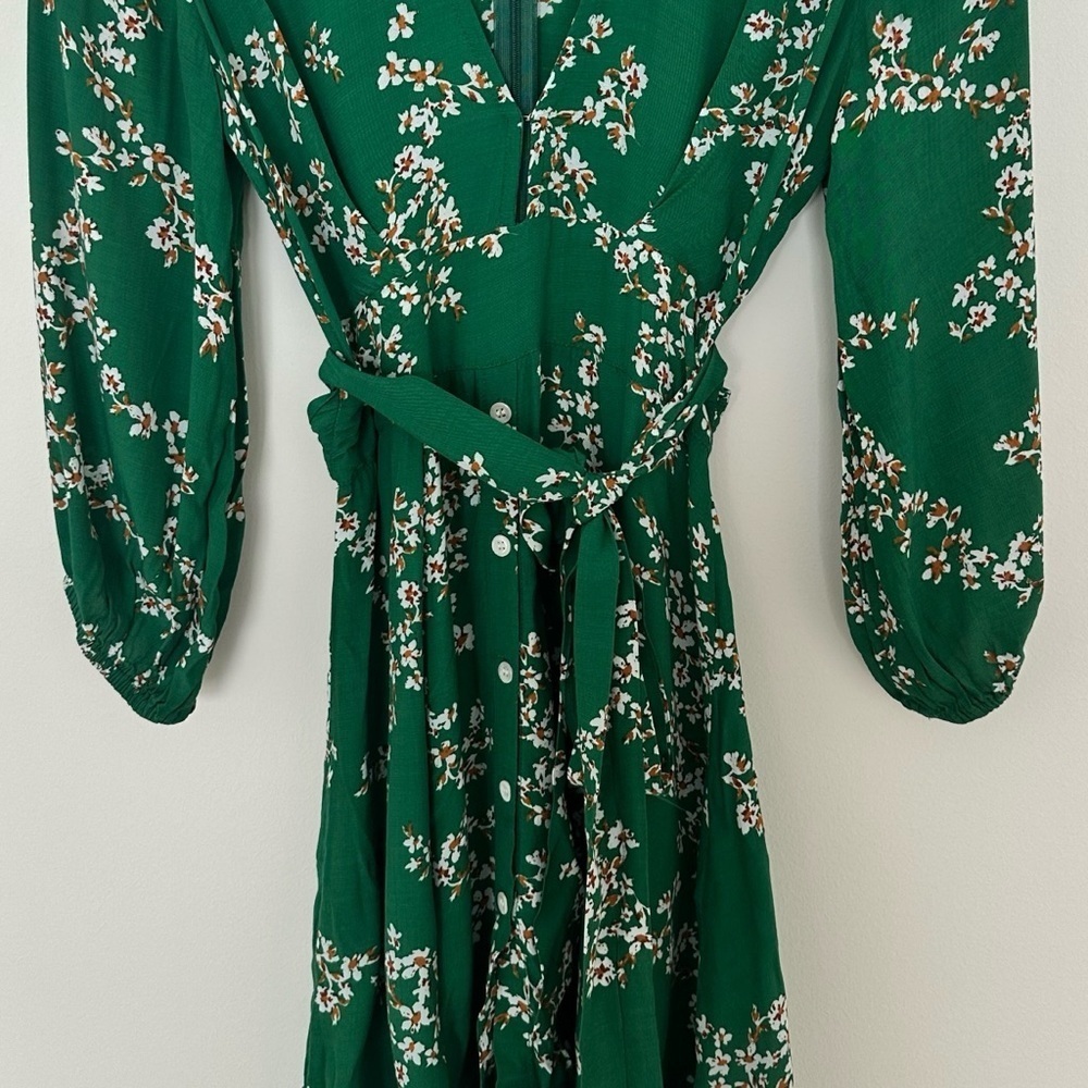FAITHFULL The Brand Margot Cap Estel Ditsy
Floral Dress sz 4 - Picture 4 of 12